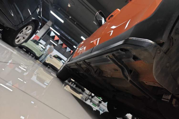 Used Jeep Renegade 2018 Connected Large Screen Version 180T Automatic High-Energy Edition Left Side Sill