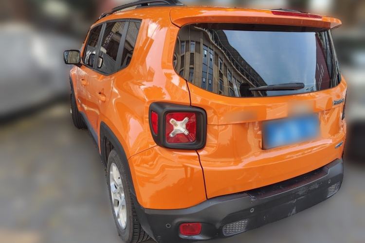 Used Jeep Renegade 2018 Connected Large Screen Version 180T Automatic High-Energy Edition Rear Left 45 Deg