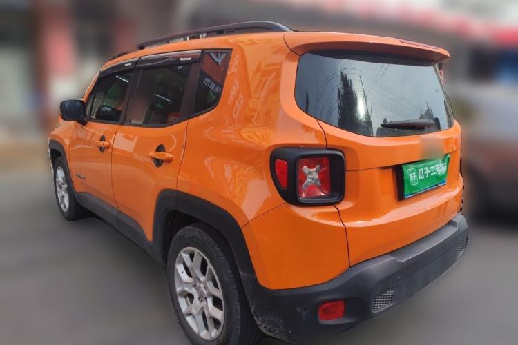 Used Jeep Renegade 2018 Connected Large Screen Version 180T Automatic High-Energy Edition Rear Left 45 Deg