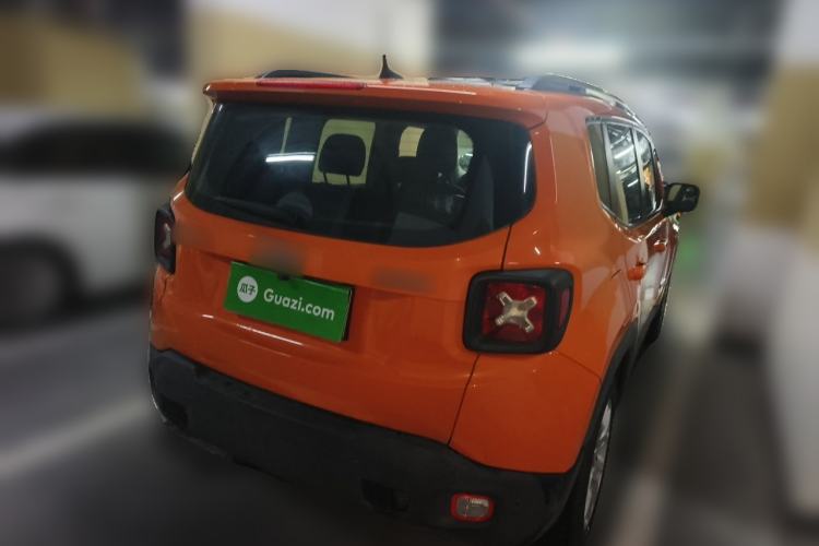 Used Jeep Renegade 2018 Connected Large Screen Version 180T Automatic High-Energy Edition Rear Right 45 Deg