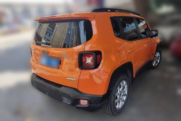 Used Jeep Renegade 2018 Connected Large Screen Version 180T Automatic High-Energy Edition Rear Right 45 Deg
