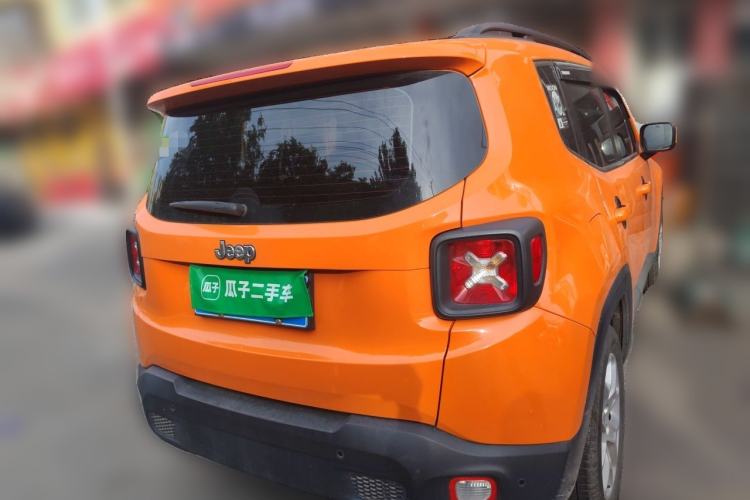 Used Jeep Renegade 2018 Connected Large Screen Version 180T Automatic High-Energy Edition Rear Right 45 Deg