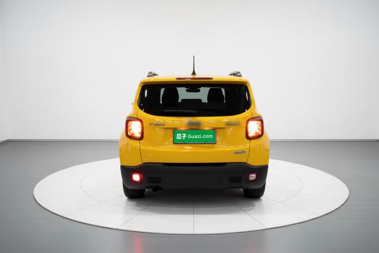Used Jeep Renegade 2018 Connected Large Screen Version 180T Automatic High-Energy Edition Rear