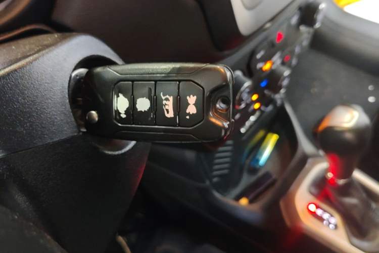 Used Jeep Renegade 2018 Connected Large Screen Version 180T Automatic High-Energy Edition Vehicle Key