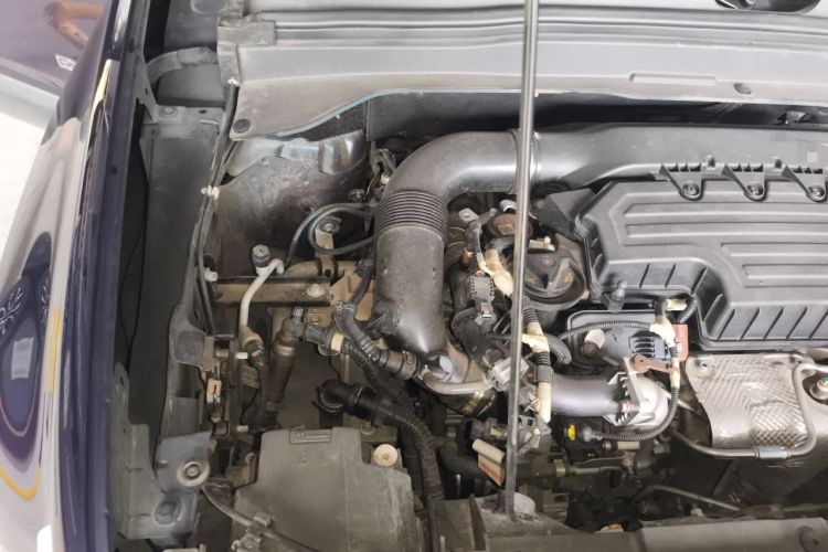 Used Jeep Renegade 2019 220T Automatic Elite Edition Engine Bay Right