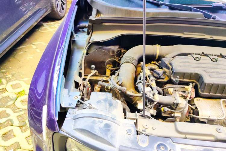 Used Jeep Renegade 2019 220T Automatic Leading Edition Engine Bay Right