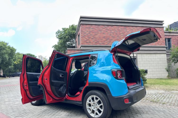 Used Jeep Renegade 2019 220T Automatic Leading Edition Exterior 6