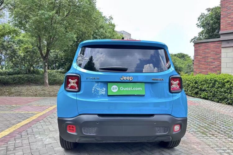 Used Jeep Renegade 2019 220T Automatic Leading Edition Exterior 9