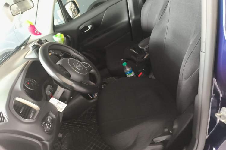 Used Jeep Renegade 2019 220T Automatic Elite Edition Left Front Seat