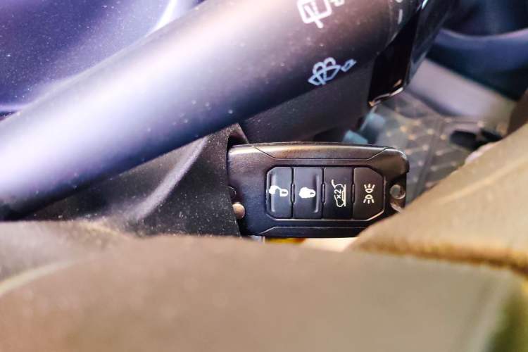 Used Jeep Renegade 2019 220T Automatic Leading Edition Vehicle Key