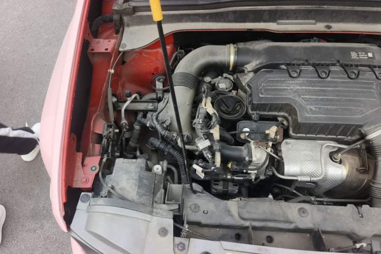 Used Jeep Renegade 2019 220T Automatic Night Eagle Edition Engine Bay Right