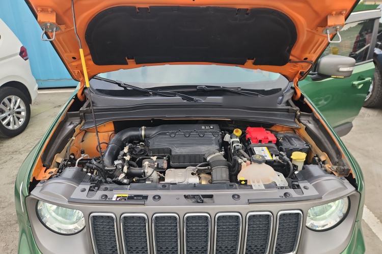 Used Jeep Renegade 2019 220T Automatic Elite Edition Engine Bay