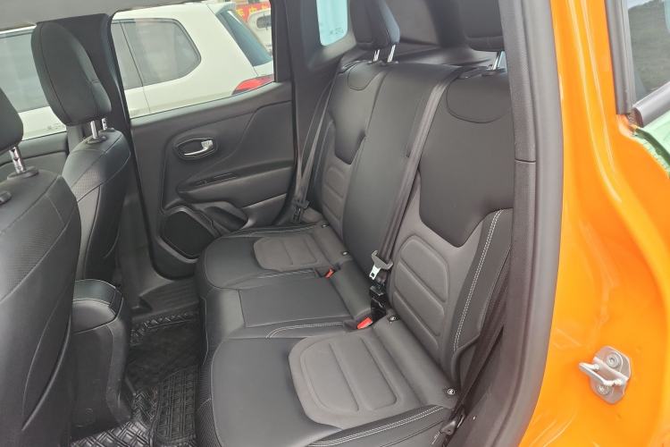 Used Jeep Renegade 2019 220T Automatic Elite Edition Left Rear Seat