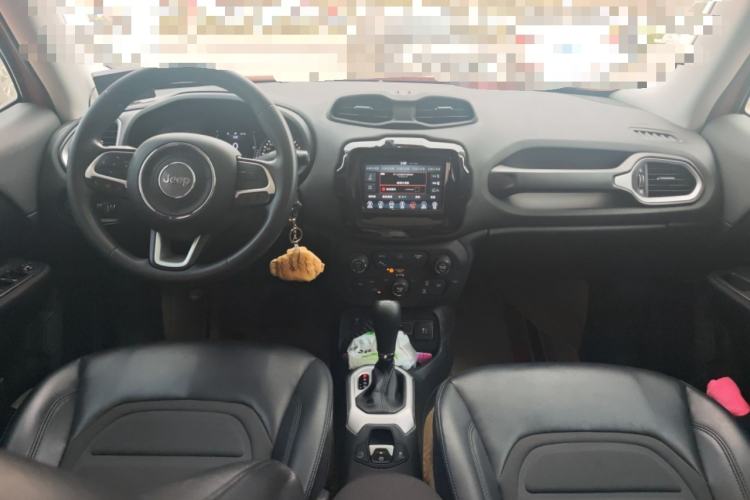 Used Jeep Renegade 2019 220T Automatic Leading Edition Center Console