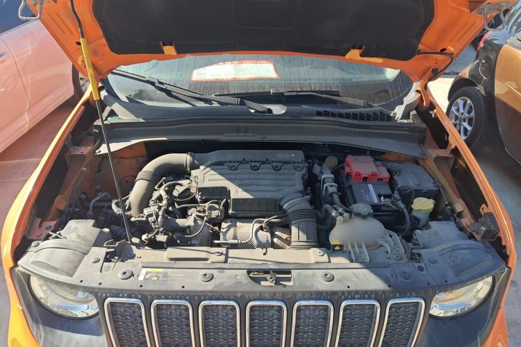 Used Jeep Renegade 2019 220T Automatic Leading Edition Engine Bay