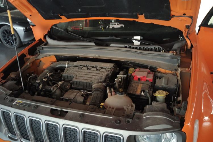 Used Jeep Renegade 2019 220T Automatic Elite Edition Engine Bay