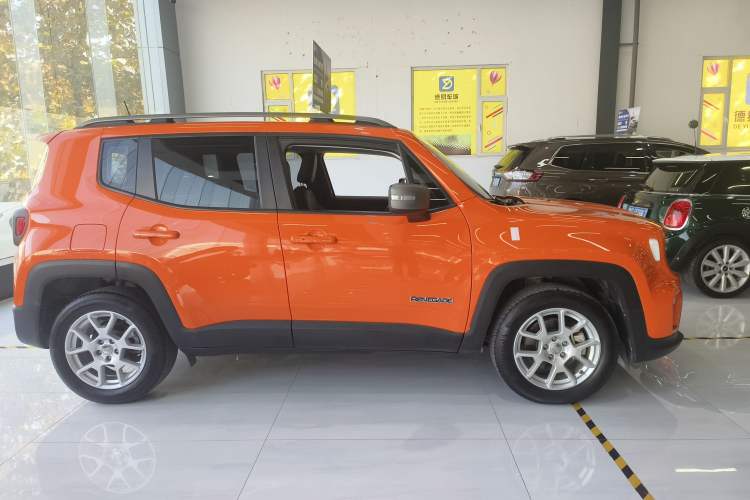 Used Jeep Renegade 2019 220T Automatic Elite Edition Exterior 2