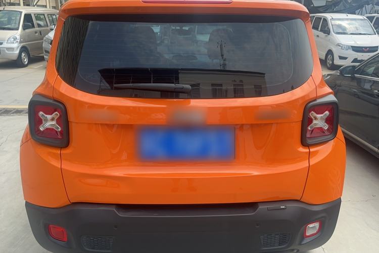 Used Jeep Renegade 2019 220T Automatic Leading Edition Exterior 3