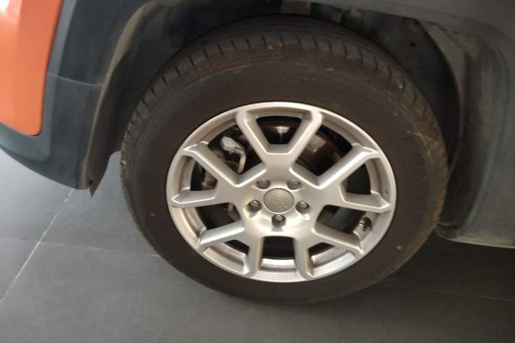 Used Jeep Renegade 2019 220T Automatic Elite Edition Exterior 4