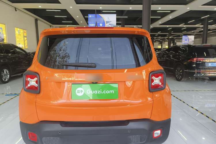 Used Jeep Renegade 2019 220T Automatic Elite Edition Exterior 4