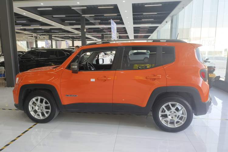Used Jeep Renegade 2019 220T Automatic Elite Edition Exterior 5