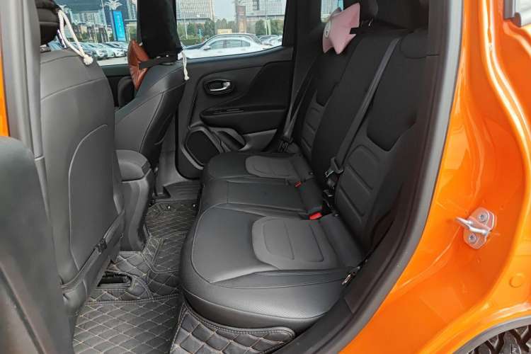 Used Jeep Renegade 2019 220T Automatic Leading Edition Left Rear Seat