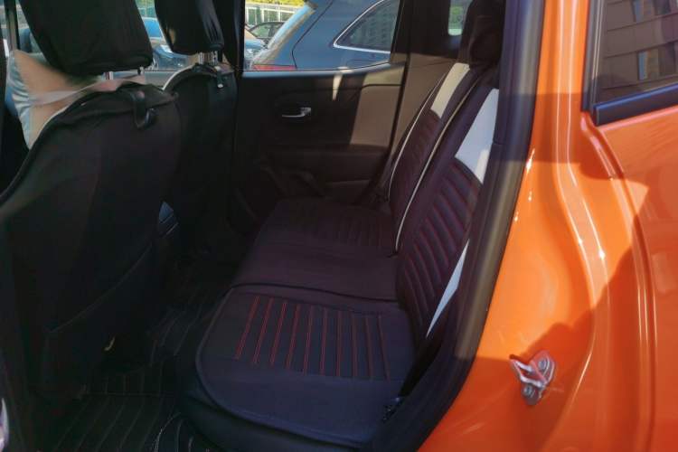 Used Jeep Renegade 2019 220T Automatic Elite Edition Left Rear Seat