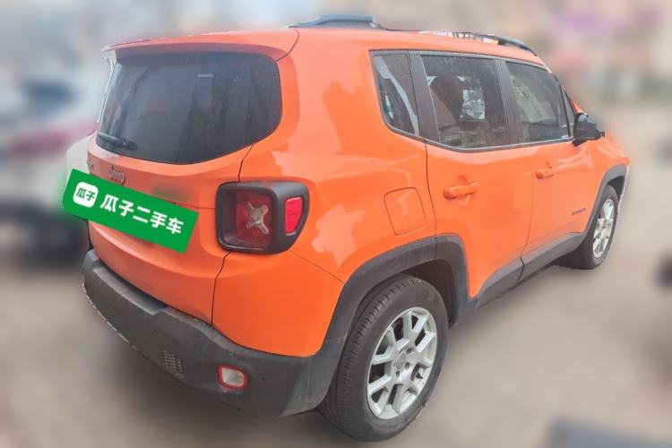 Used Jeep Renegade 2019 220T Automatic Leading Edition Rear Right 45 Deg