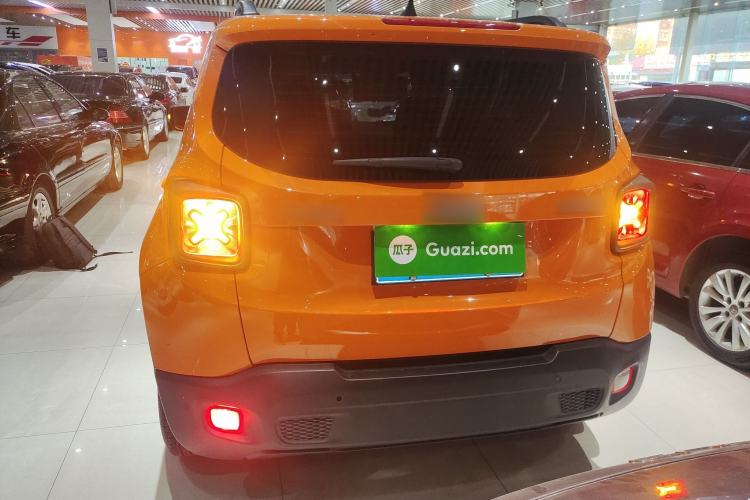 Used Jeep Renegade 2019 220T Automatic Leading Edition Rear