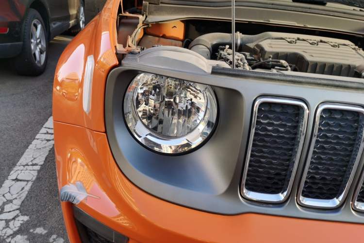 Used Jeep Renegade 2019 220T Automatic Elite Edition Right Front Headlight