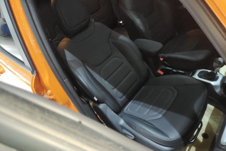 Used Jeep Renegade 2019 220T Automatic Leading Edition Right Front Seat