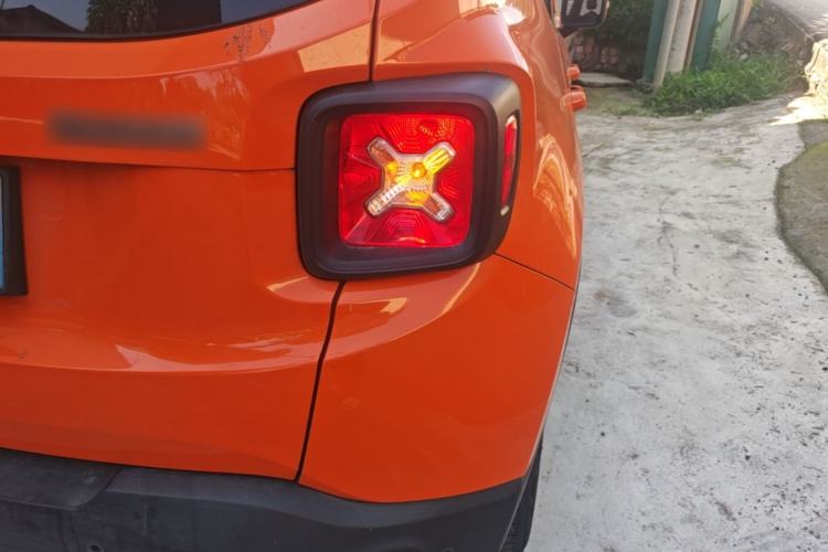 Used Jeep Renegade 2019 220T Automatic Leading Edition Right Rear Taillight