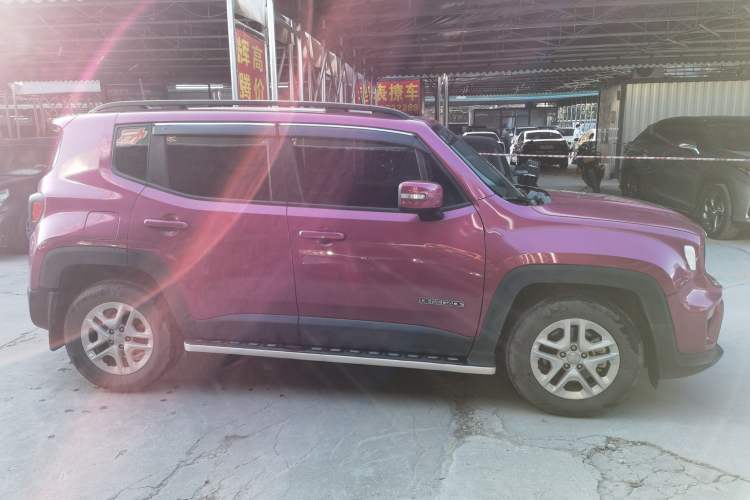 Used Jeep Renegade 2019 220T Automatic Standard Edition Exterior 2