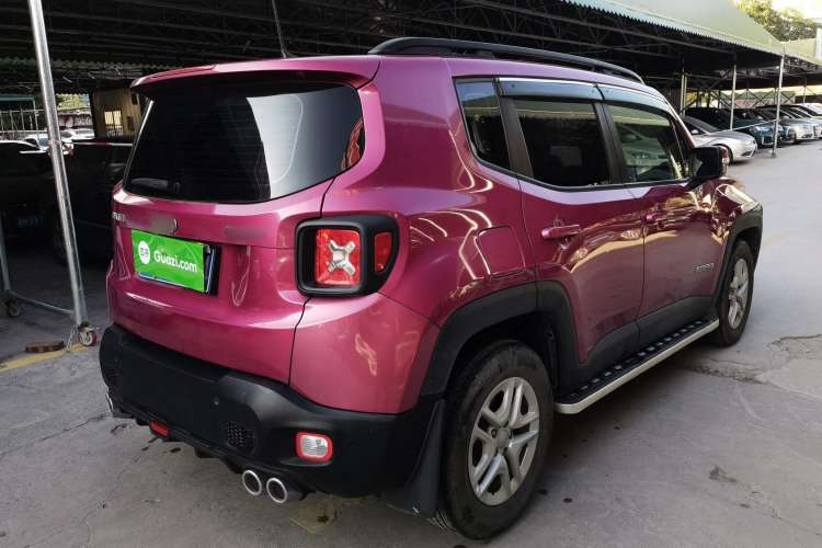 Used Jeep Renegade 2019 220T Automatic Standard Edition Exterior 3