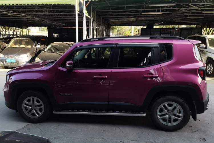 Used Jeep Renegade 2019 220T Automatic Standard Edition Exterior 5