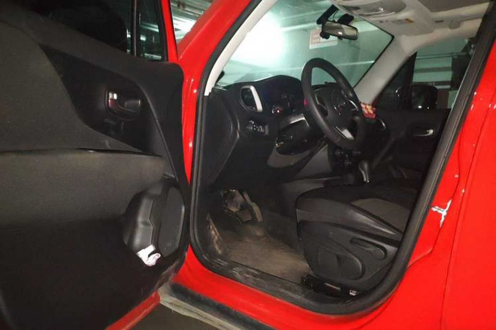 Used Jeep Renegade 2019 220T Automatic Leading Edition Driver Seat