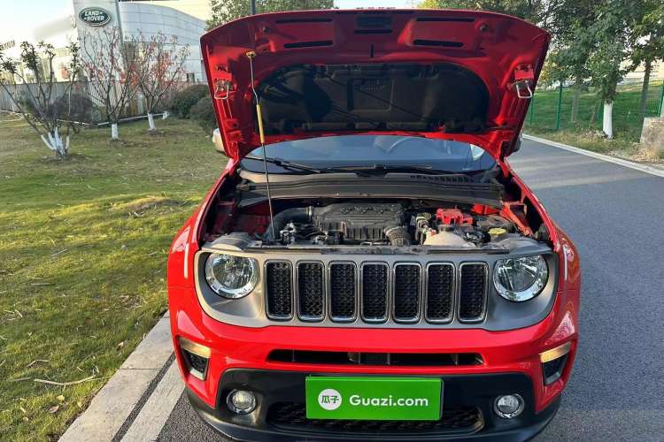 Used Jeep Renegade 2019 220T Automatic Elite Edition Engine Bay