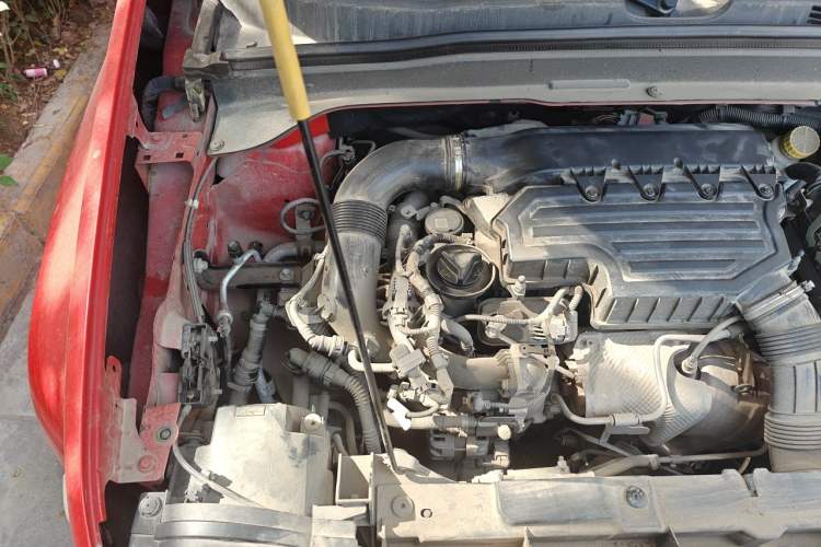 Used Jeep Renegade 2019 220T Automatic Leading Edition Engine Bay Right