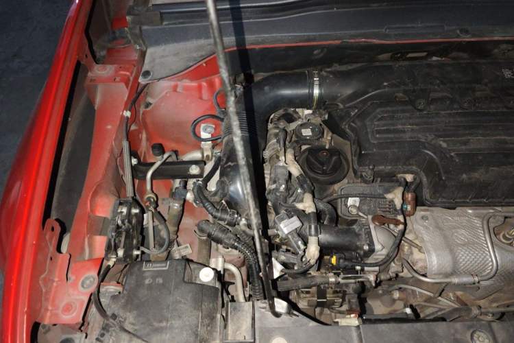 Used Jeep Renegade 2019 220T Automatic Elite Edition Engine Bay Right