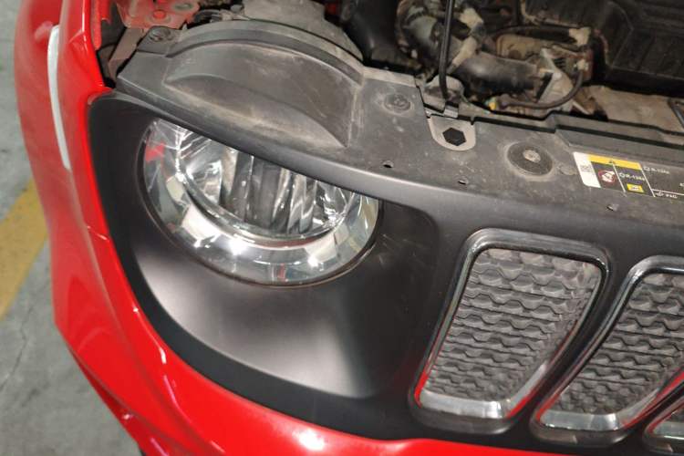 Used Jeep Renegade 2019 220T Automatic Leading Edition Exterior 6