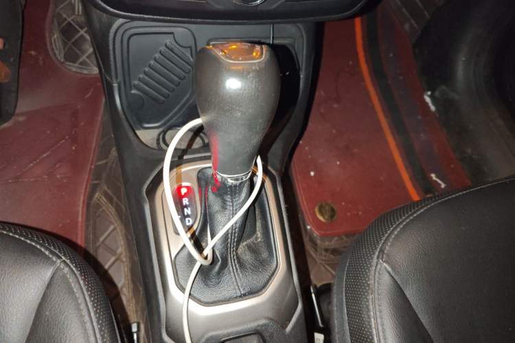 Used Jeep Renegade 2019 220T Automatic Elite Edition Gear Lever