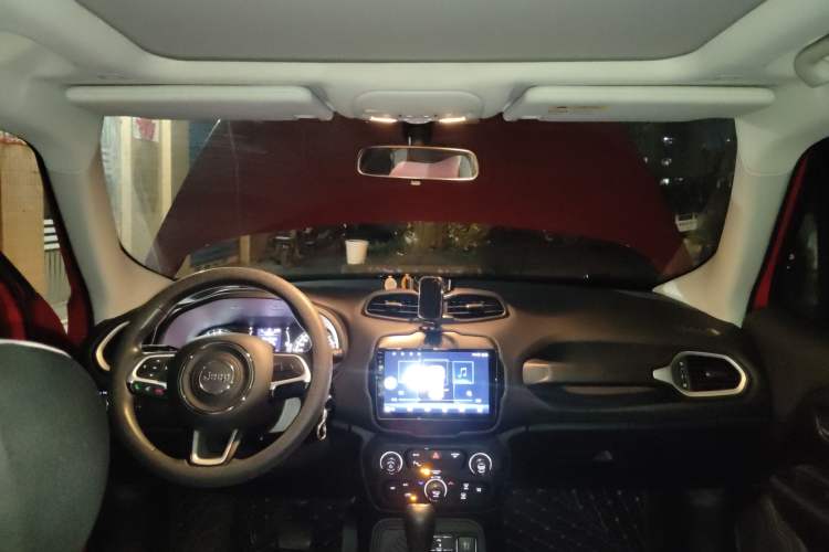 Used Jeep Renegade 2019 220T Automatic Leading Edition Headliner