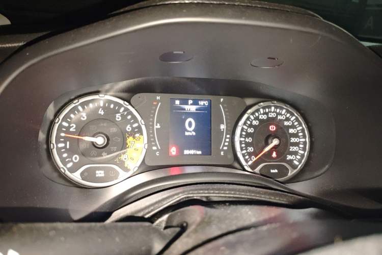 Used Jeep Renegade 2019 220T Automatic Leading Edition Instrument Cluster