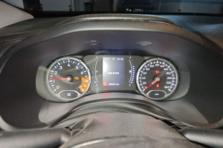Used Jeep Renegade 2019 220T Automatic Elite Edition Instrument Cluster