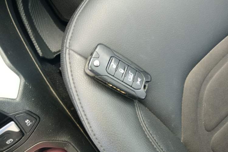 Used Jeep Renegade 2019 220T Automatic Leading Edition Interior 1