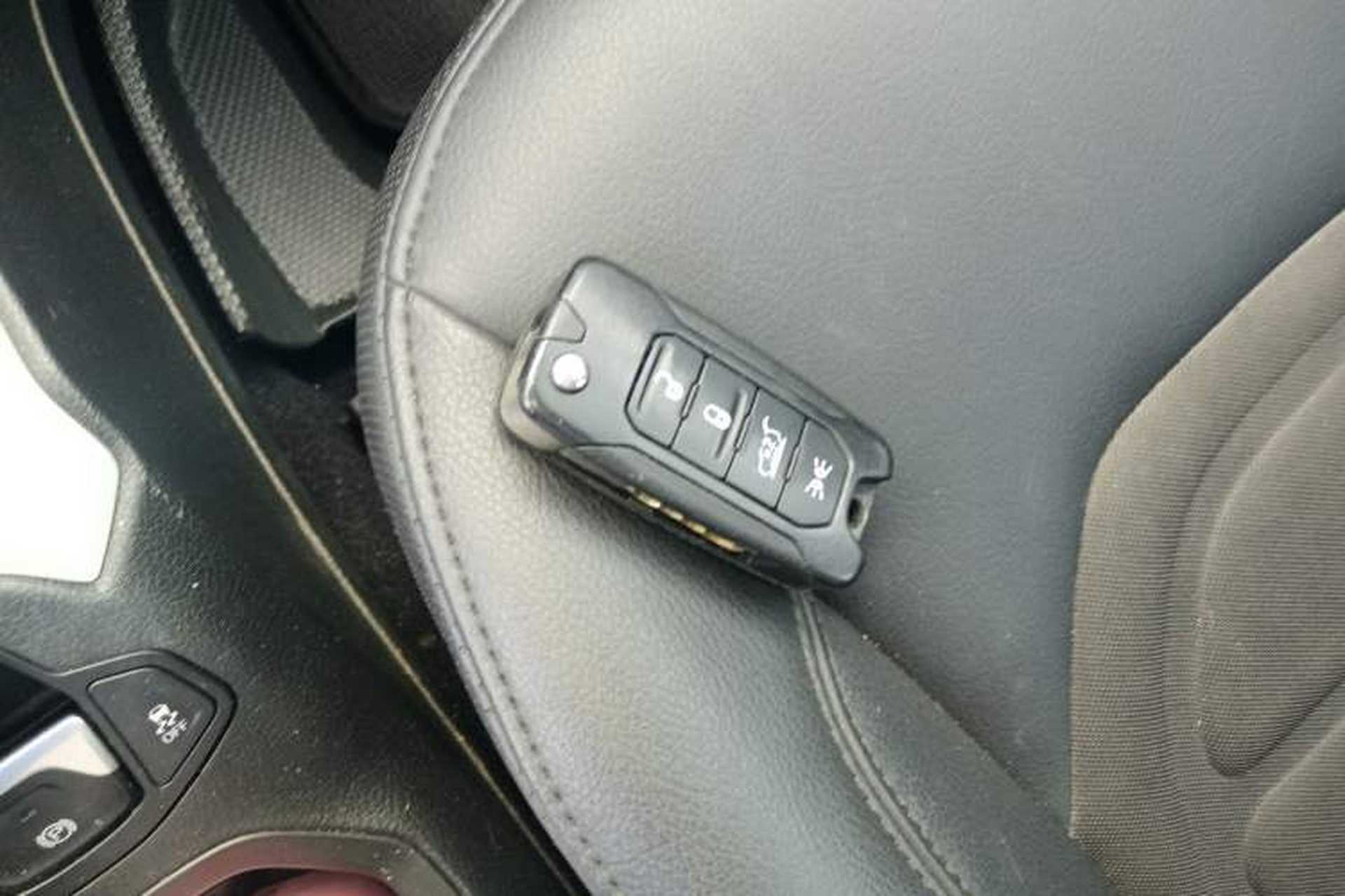Used Jeep Renegade 2019 220T Automatic Leading Edition Interior 1
