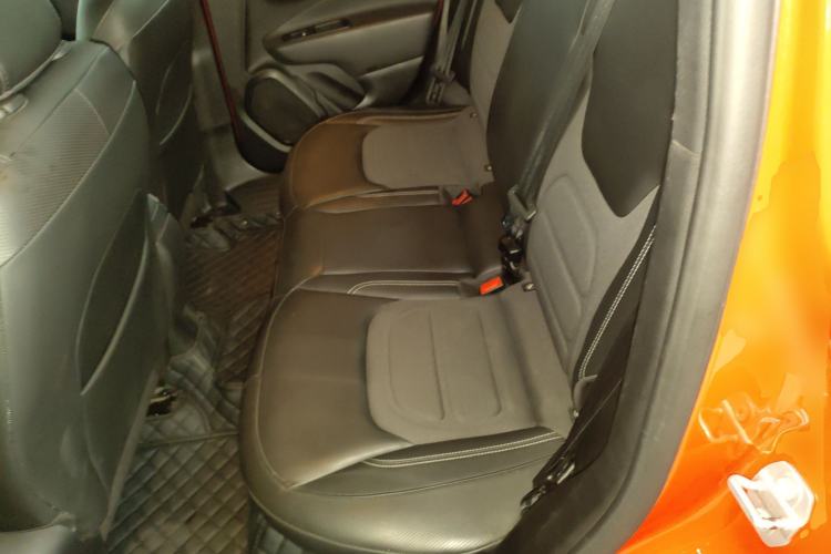 Used Jeep Renegade 2019 220T Automatic Elite Edition Interior 4