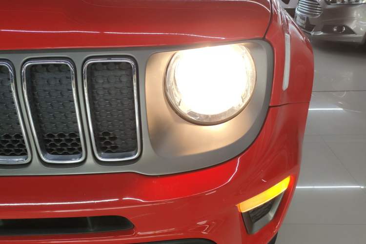 Used Jeep Renegade 2019 220T Automatic Elite Edition Left Front Headlight