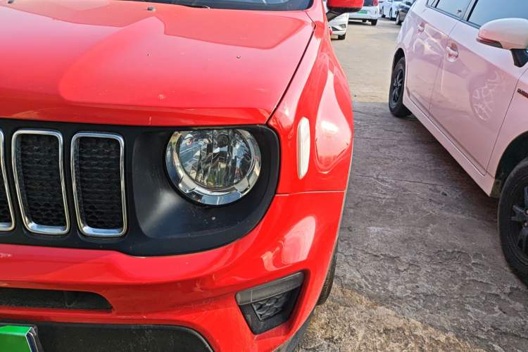 Used Jeep Renegade 2019 220T Automatic Leading Edition Left Front Headlight