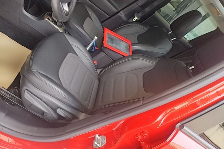 Used Jeep Renegade 2019 220T Automatic Elite Edition Left Front Seat
